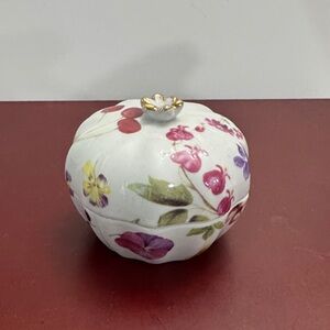 Mayfair Collection By Jay Ceramic Floral Trinket Box